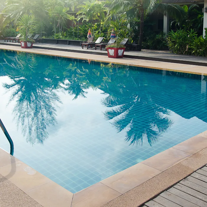 Réalisation piscine à Mougins par notre pisciniste