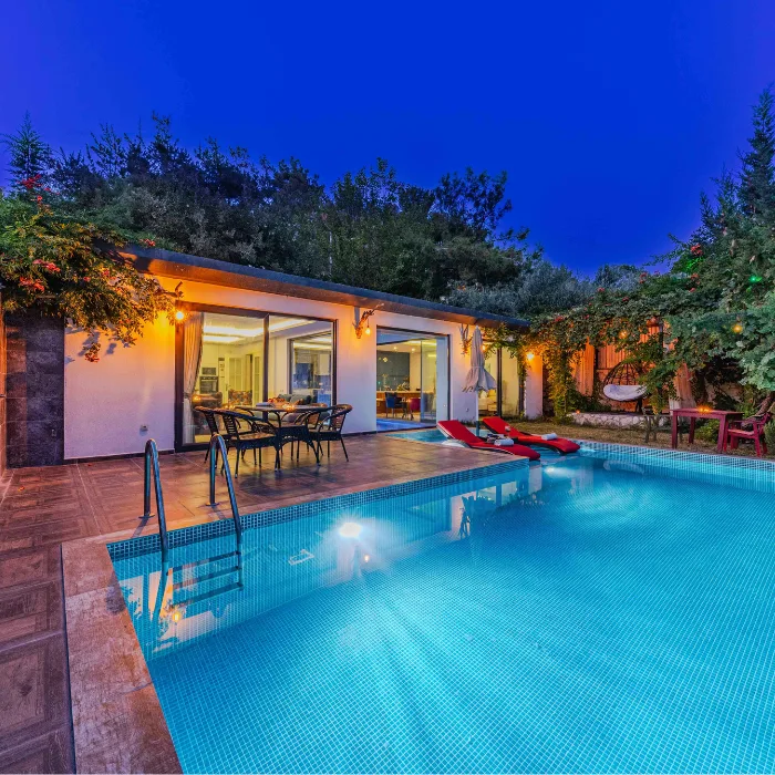 Réalisation piscine à Mougins par notre pisciniste